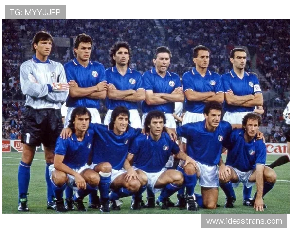 世界杯赛场风云再起 各国球队拼搏厮杀角逐荣誉与辉煌 - 副本 (2)